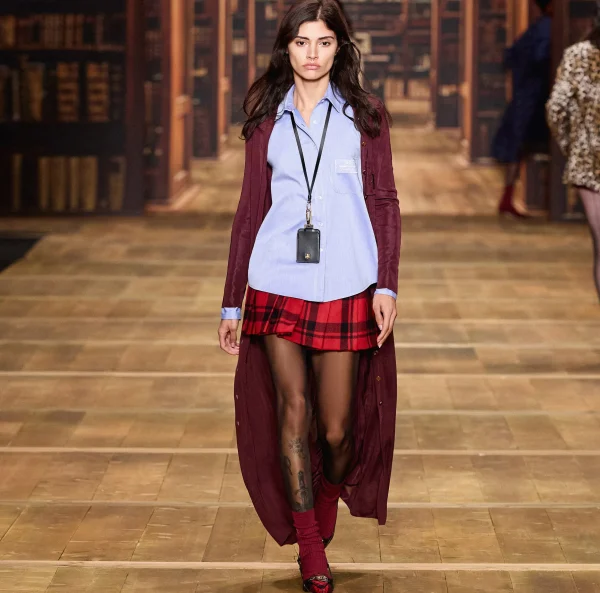 Elisabetta Franchi Abiti In Maglia | Abiti^Abito lungo in viscosa lucida con ricamo logo e cintura RougeNoir