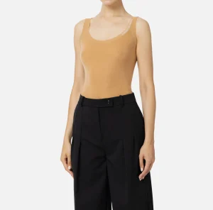 Elisabetta Franchi Top, T-Shirt & Body^Top in lana merino con logo jacquard Bronze