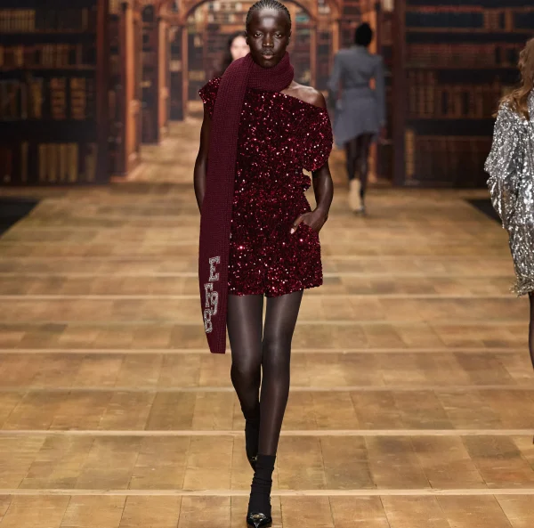 Elisabetta Franchi Tute^Tuta corta in ciniglia ricamata con paillettes RougeNoir
